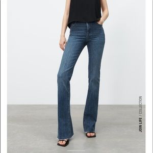 Z1975 Zara High Rise FlareJeans